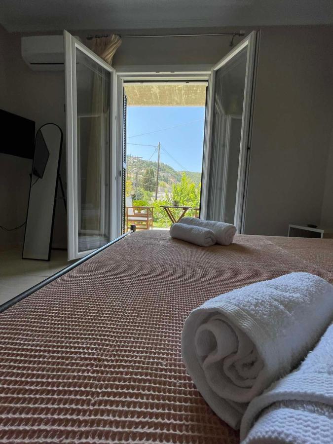 Apricus Apartments Apolpaina Eksteriør billede